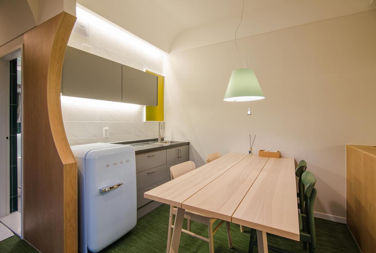Blo By Blo Hotel Тегу Екстериор снимка