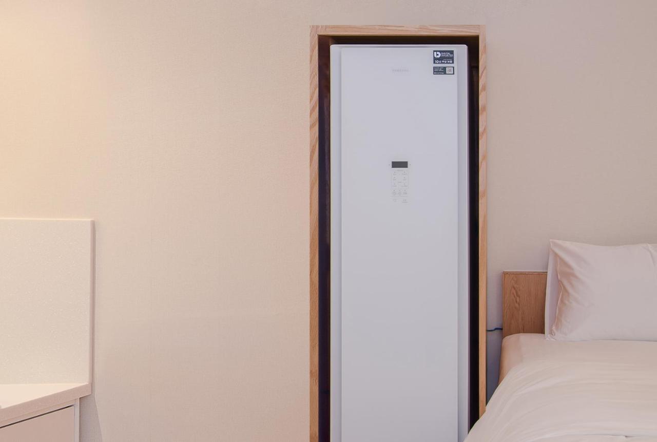 Blo By Blo Hotel Тегу Екстериор снимка